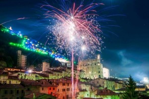 Fireworks at the lighting of the Gubbio Christmas Tree - Villas in Italy - Oliver's Travels