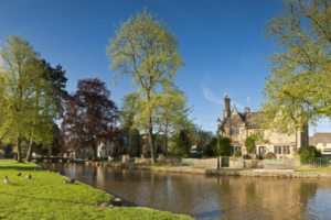 Bourton on the water, Cotswolds header