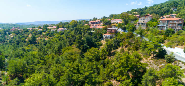 Pano Platres - a wine village in the mountains