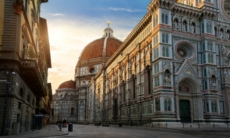 Piazza Duomo in Florence - Unique Vacation Ideas