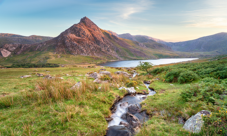 Unique Vacation Ideas - Snowdonia