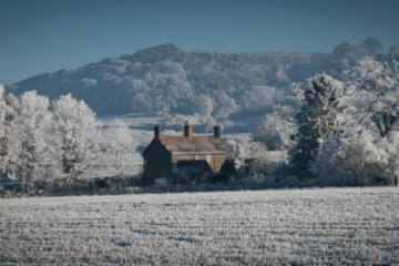 Cosy Cottages for Christmas