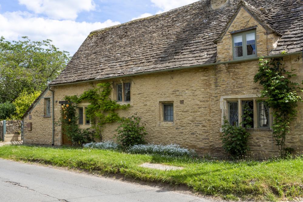 The Cobblers Cottage, Cotswolds | Oliver's Travels